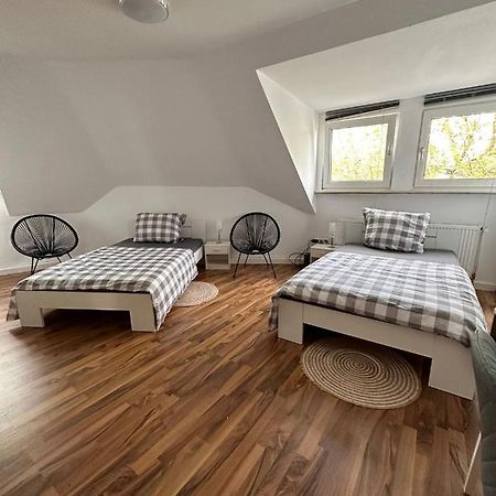 Schoenes Zimmer Im Zentrum - 3 Paderborn Eksteriør billede
