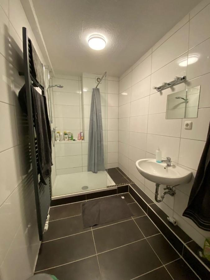 Schoenes Zimmer Im Zentrum - 3 Paderborn Eksteriør billede