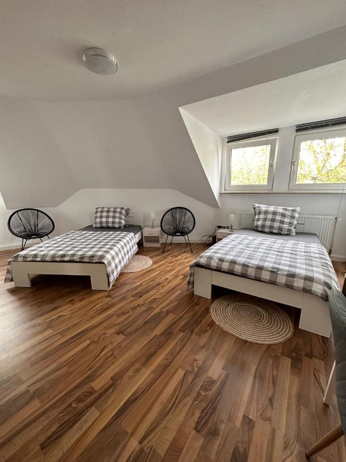 Schoenes Zimmer Im Zentrum - 3 Paderborn Eksteriør billede